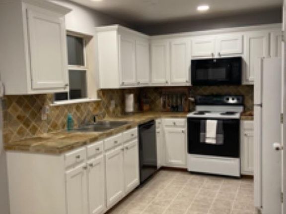 2nd image of 36253 Lynchburg Dr