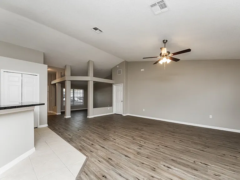 859 Jarnac Dr — Photo 4
