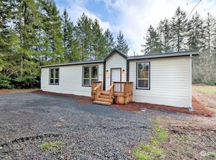 271 E Lanksy Dr, Shelton, WA