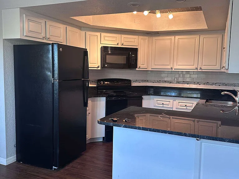 9847 Seminole Blvd — Photo 12