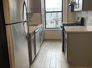 24-59 23rd St #4A, Astoria, NY 11102