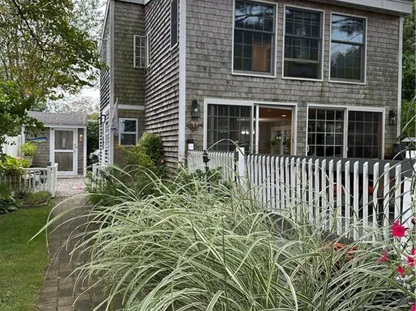 77 Chalker Beach Road, Old Saybrook, CT 06475