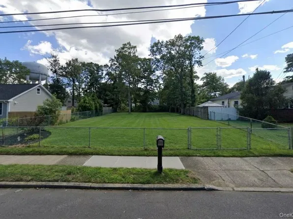 296 State Avenue, Wyandanch, NY 11798