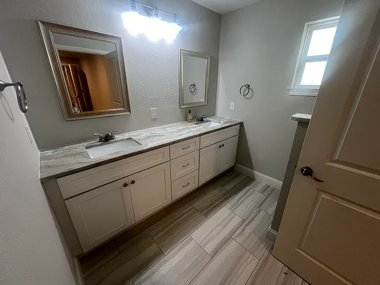 10215 Dale Crest Dr — Photo 5