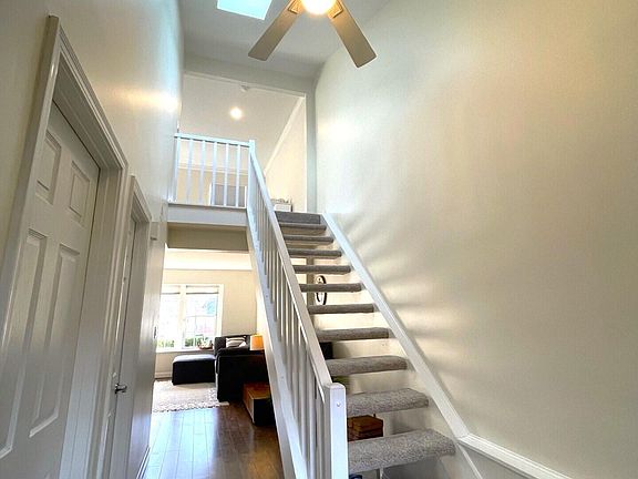 2nd image of 2211 Dominion Dr