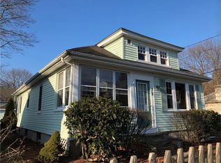 72 Dean Ave, Smithfield, RI 02917