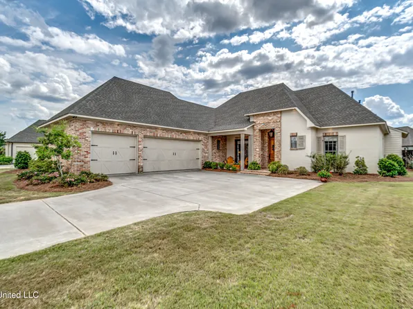 1004 Sapphire Xing, Flowood, MS 39232