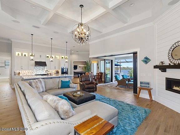 3rd image of 8609 Serrano Cir