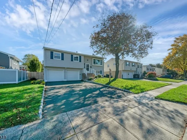 32 Woodmere St, Raritan Boro, NJ 08869