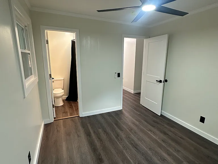 330 Pine Forest Ln — Photo 6