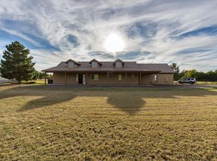 2925 E Superstition Dr, Gilbert, AZ 85297