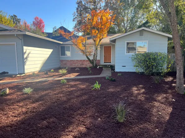 1422 Escalero Rd, Santa Rosa, CA 95409