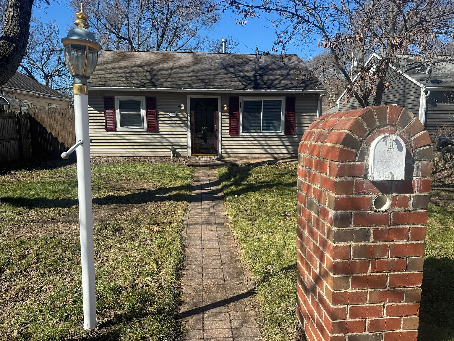 714 N Carroll Ave photo 1