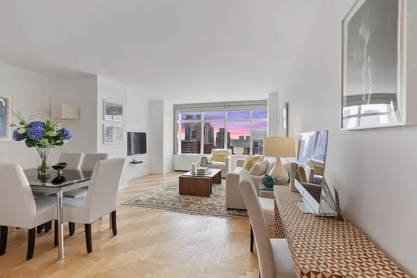 160 West 66th Street #25J in Lincoln Square, Manhattan | StreetEasy