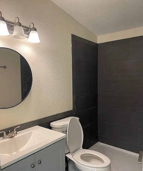 238 S 1135 W — Photo 8
