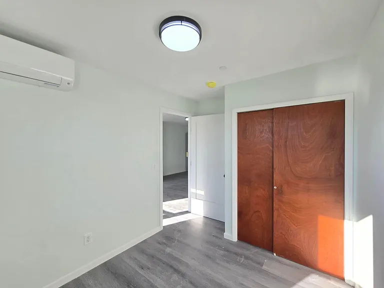 7910 4th Ave #2F — Photo 12