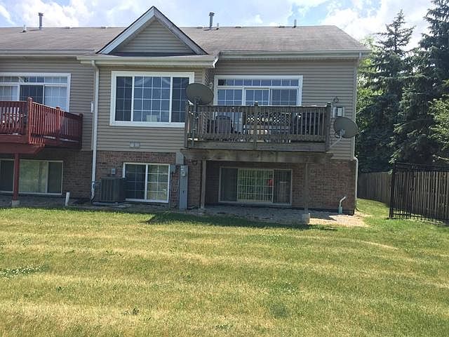 2nd image of 22410 Lakeshore Dr #0
