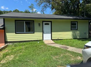 104 Crest Dr #A, Chapel Hill, NC 27516