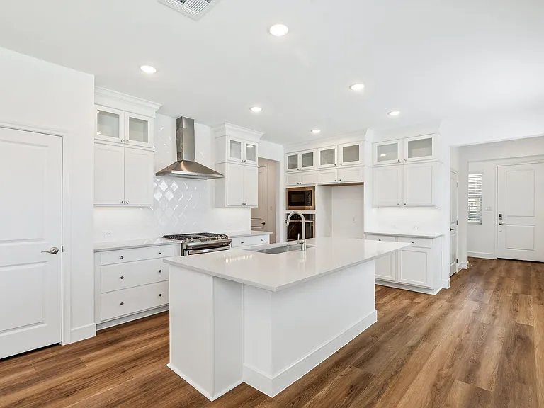 619 Sunflower Trl — Photo 2