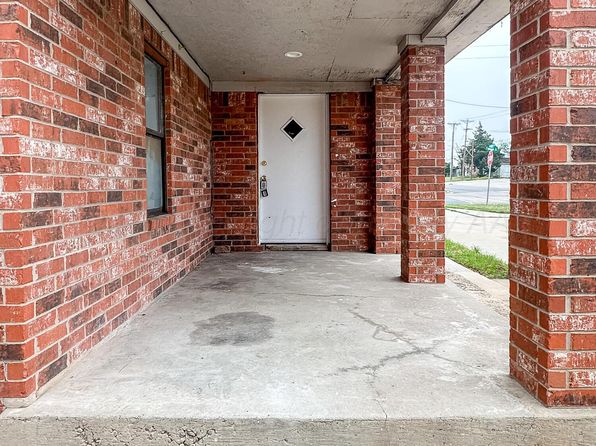 600 S McGee St, Borger, TX 79007