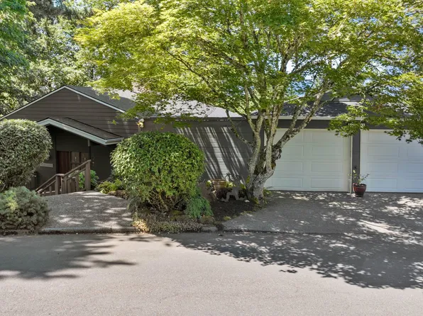 17753 Overlook Cir, Lake Oswego, OR 97034