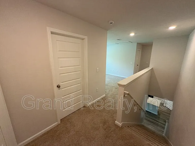 5431 Peach Dr — Photo 15