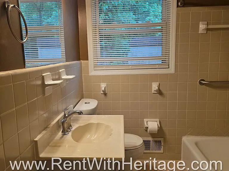 6190 Knights Ln — Photo 50