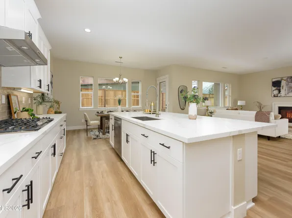 585 Sage Grouse Loop, Gardnerville, NV 89460