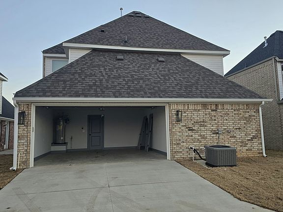 5th image of 3202 SW Lovely Ln