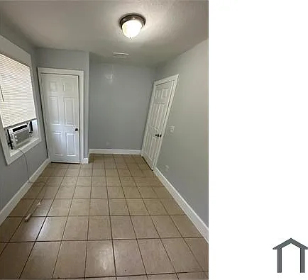 2 bed, 700 sqft, $900 — Photo 3
