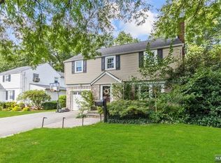 83 Waldron Ave, Glen Rock, NJ 07452