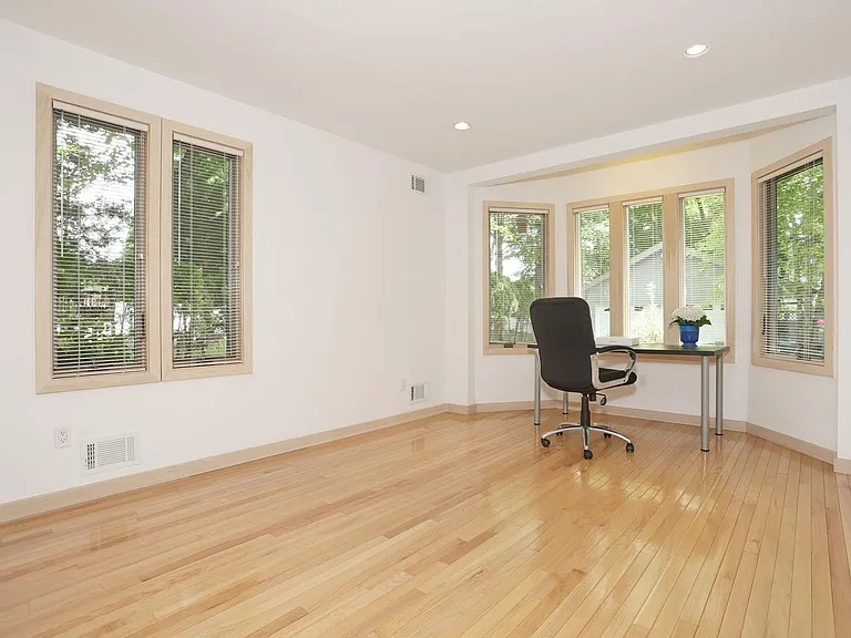 25 Bogert Pl #1 — Photo 14