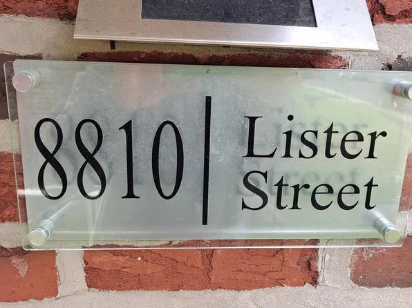 8810 Lister St, Philadelphia, PA 19152