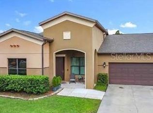 911 La Terraza Ln, Kissimmee, FL 34744