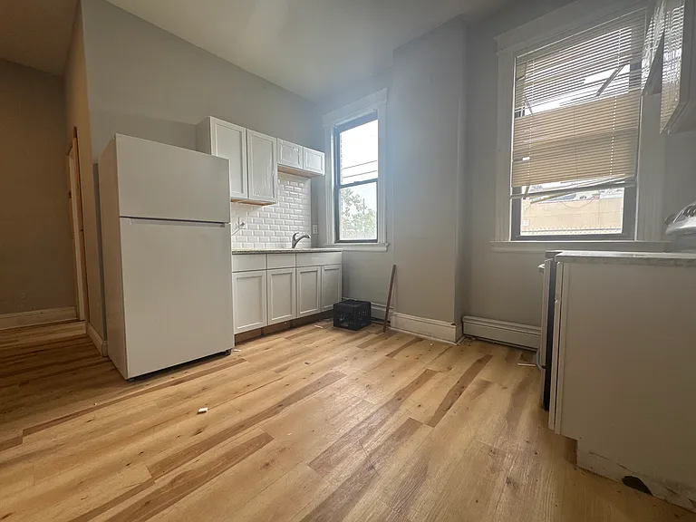 719-725 Wethersfield Ave #1BS — Photo 7
