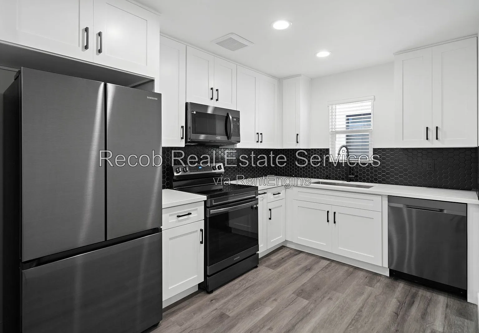 1 bed, 1.0 bath, 575 sqft, $2,395 — Photo 1