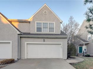 9227 Boehm Dr, Lenexa, KS 66219