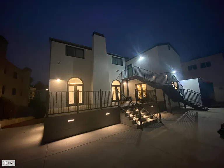 626 Landfair Ave — Photo 29
