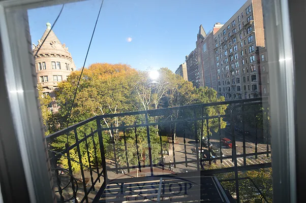 Rented by City Stop Realty | media 37