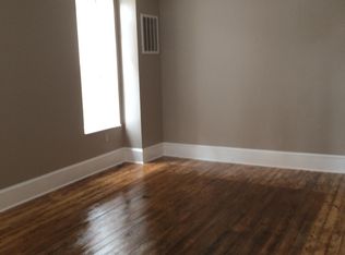 262 E Queen St APT 1, Chambersburg, PA 17201
