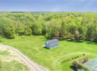 5198 Madison Ave, Trumbull, CT 06611