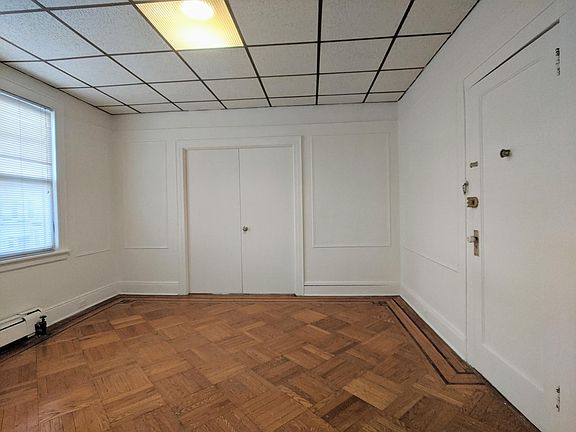 4th image of 6202 62nd Ave #2