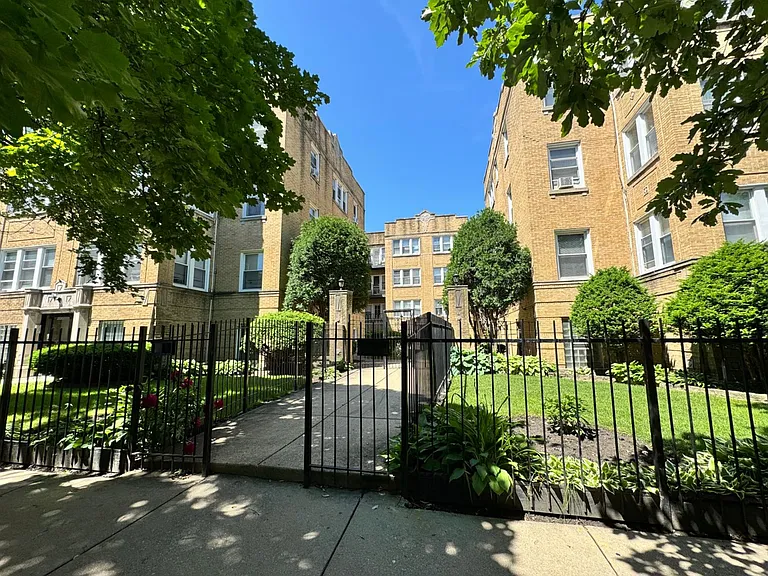 4904-08 N Saint Louis Ave #3N — Photo 15