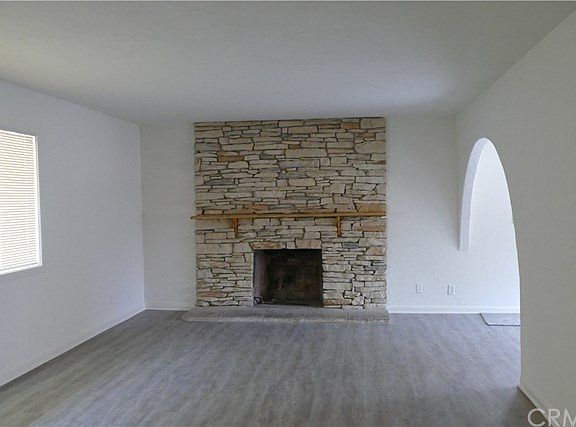 2nd image of 5558 Acacia Ave