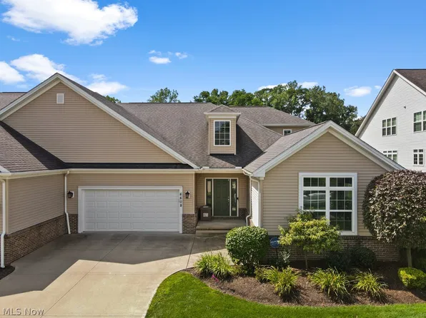 6608 Som Ct, Mayfield Village, OH 44143