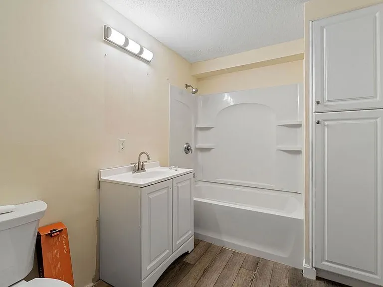 1703 White Cedar Blvd — Photo 18