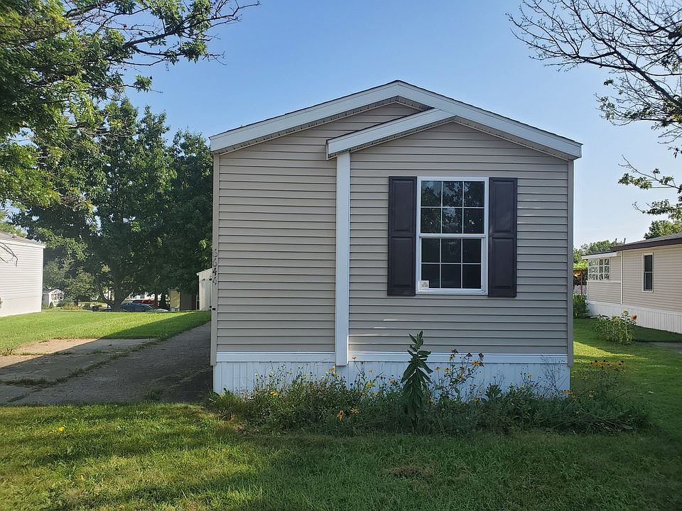 1st image of 6720 W Mill Run SE #49