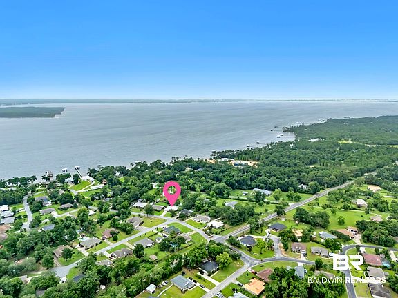 4th image of 33300 Woodlands Dr