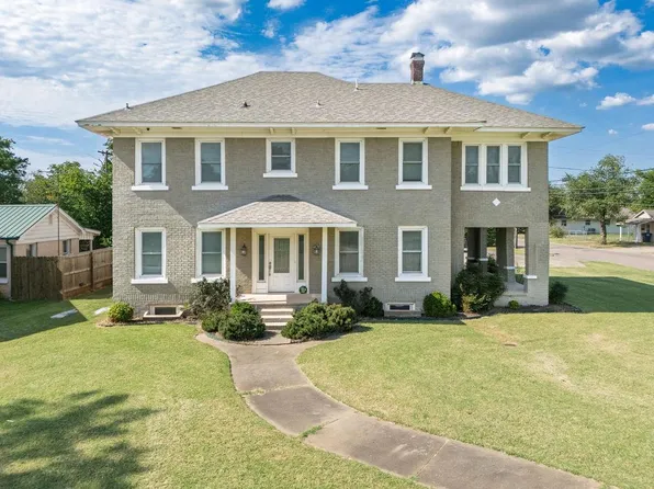 2402 N Beard Ave, Shawnee, OK 74804