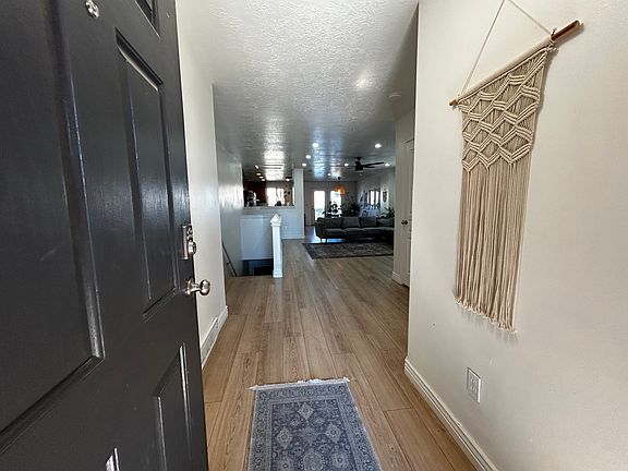 4th image of 142 W Kestrel Dr